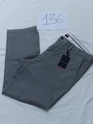 Pantalones Tommy Hilfiger NUEVOS CON ETIQUETAS