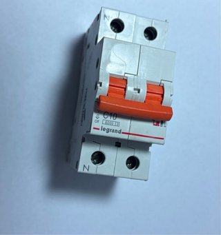 Magnetotérmico Legrand C10 2P (1P+N)