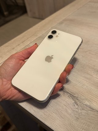 iPhone 11 - Batteria 100%