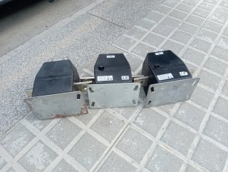 Lote de 3 transformadores