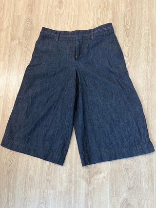 Falda pantalón vaquera  midi de Zara talla 38-M