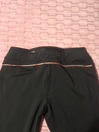 Malla deportiva negra