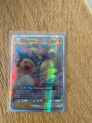 Carta Pokémon Raichu y Raichu de Alola GX