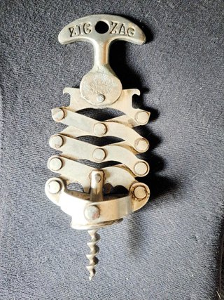 Sacacorchos Antiguo Zig-Zag