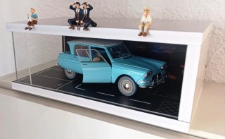 Coche de Tintín en Vitrina