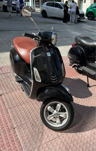 Vespa Primavera 125