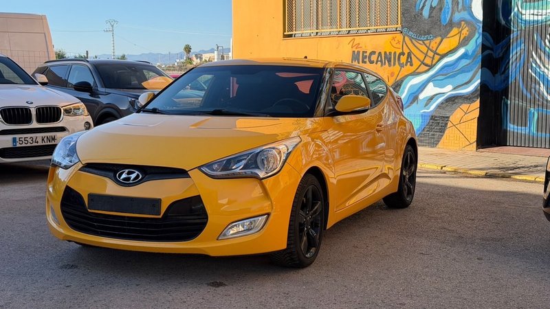 Hyundai Veloster 2011