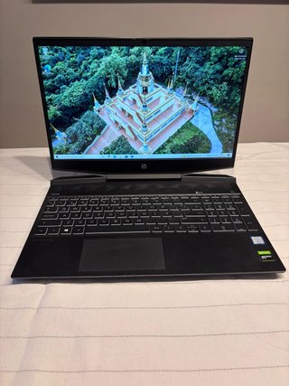 Portatile Gaming HP Pavilion 15 (i5 / 16GB RAM / 500GB SSD)