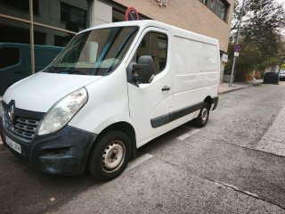 Furgoneta Renault Master pegatina medioambiental C