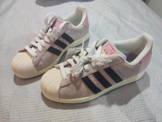 Zapatillas Adidas Superstar Bob Esponja