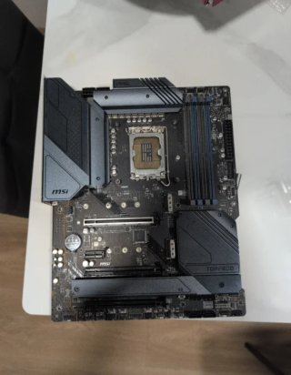 Placa Base MSI Z690 Torpedo DDR5