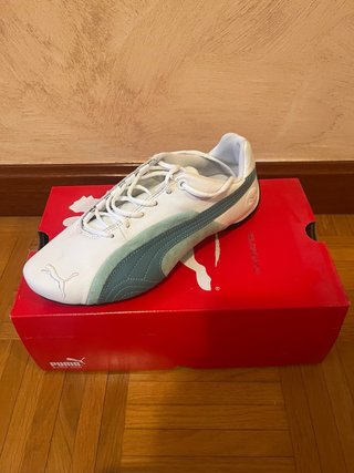 Zapatillas Puma Blancas y Turquesa