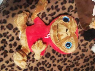 Peluche E.T. con Sudadera Roja
