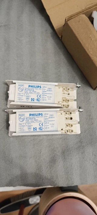 3 Transformadores de seguridad Philips