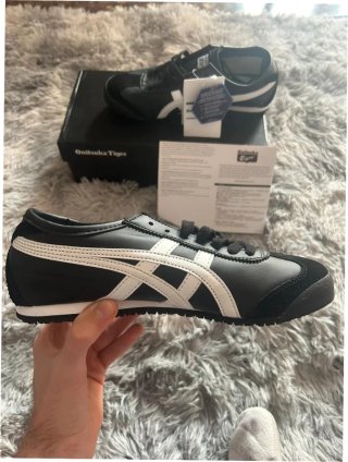 Zapatillas Onitsuka Tiger Mexico 66 Negras T40