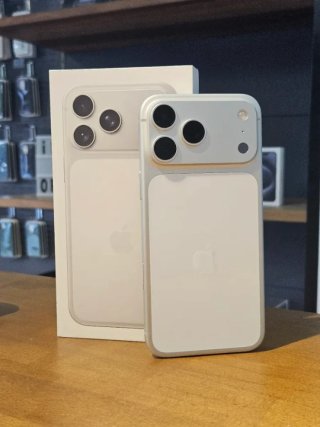 IPHONE 17 PRO MAX 512GB ARGENTO BATTERIA 93%
