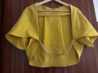 Camisa Amarilla Escote Espalda Talla Única