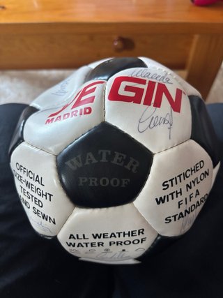 Balón de Fútbol Vintage Real Madrid Firmado a mano