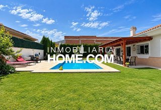 Chalet en venta en Capellanía - Retamar en Alhaurín de la Torre