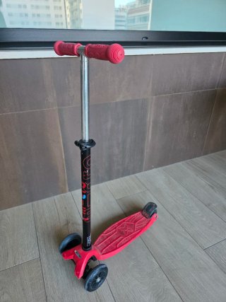 Patinete Maxi Micro de 3 Ruedas Rojo
