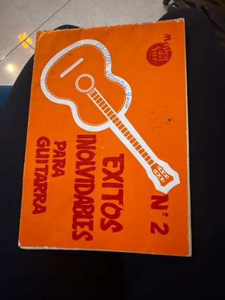 Libro de Partituras: Éxitos Inolvidables N.º 2