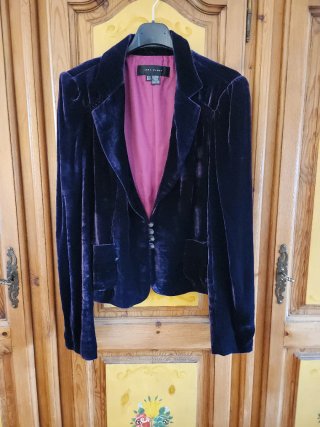 Chaqueta de terciopelo morada Zara