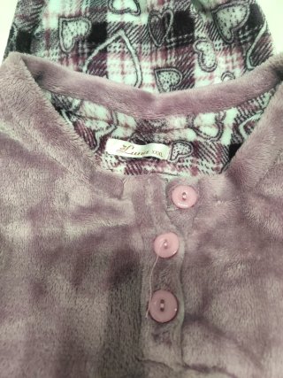 Pijama muy suave,sin estrenar .