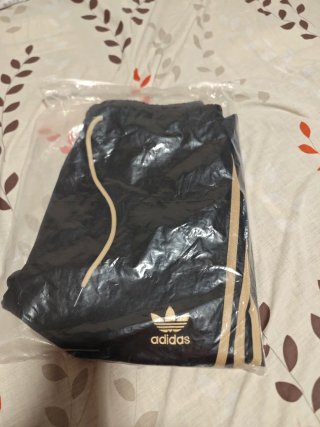Pantalón de deporte Adidas negro