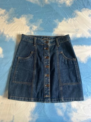 Falda denim con botones