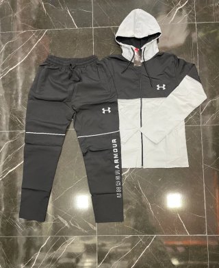 Chándal Under Armour Negro y Gris