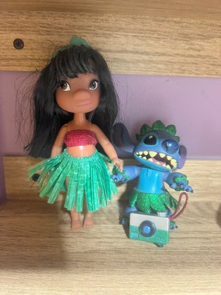 Muñeca Lilo y figura Stitch Animators