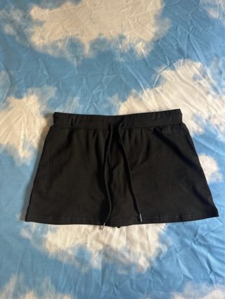 Falda pantalón de chándal negra