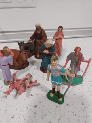 Set de 8 Figuras de Belén Antiguas