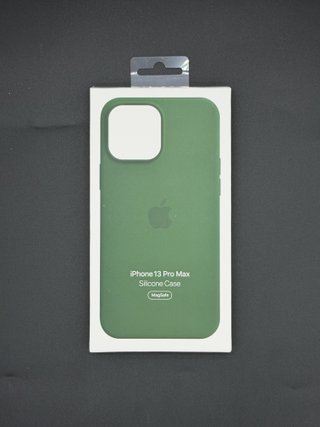 Custodia iPhone 13 Pro Max in silicone nuova 2