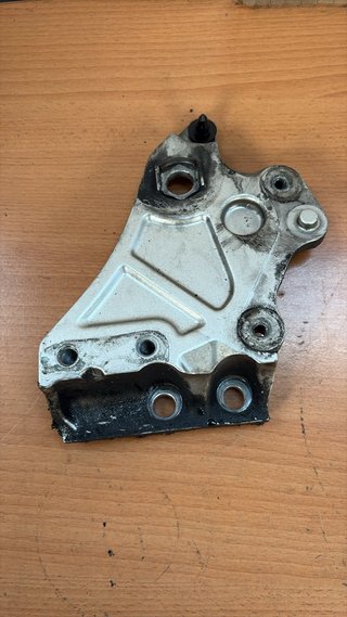 Soporte Chasis Estribera Izquierda Yamaha MT07 2016. Ref 1WS274A300