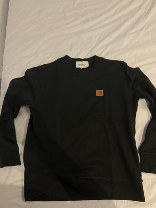 Sudadera Carhartt Negra.