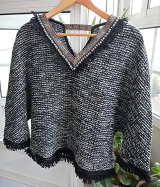 Jersey negro y beige NKN Nekane
