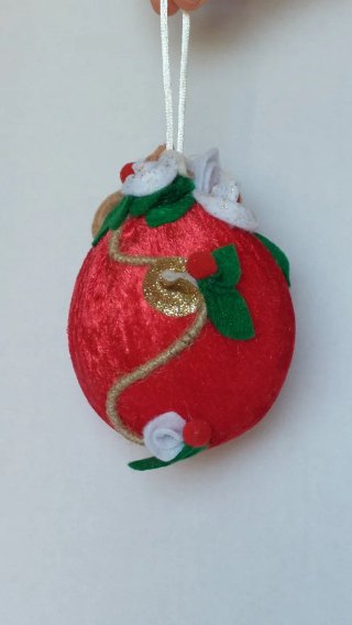Palla di Natale decorata a mano in ciniglia cm 8