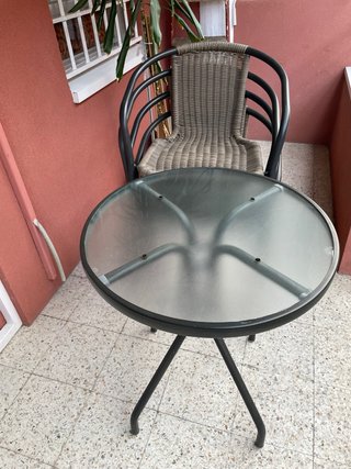 Set de mesa y silla para terraza
