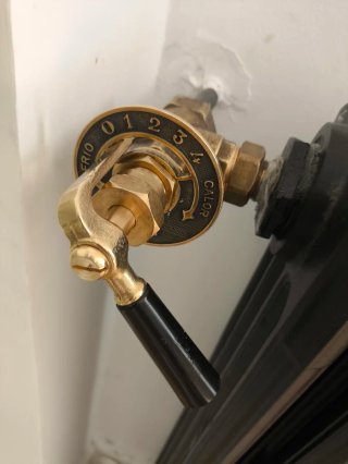 Llave de radiador antigua