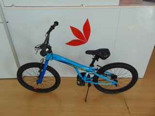 BICICLETA INFANTIL 20" PERFECTO ESTADO (184304)