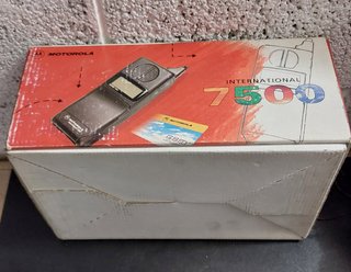 Scatola e manuale Motorola International 7500