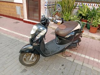 Scooter Sym Mio 50 moto