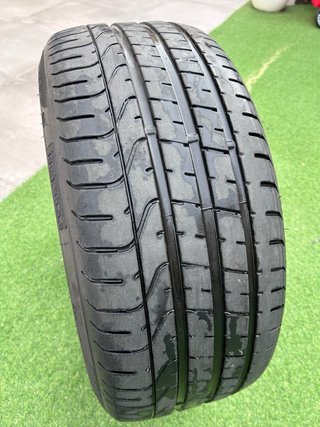 Neumático Pirelli P Zero 20 pulgadas como nuevo.N0