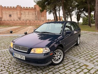 Volvo V40 1998