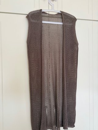 Poncho de punto calado marrón