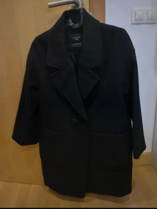 Abrigo de paño negro Woman