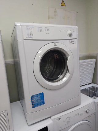 Secadora Indesit Blanca