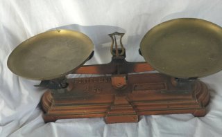 Balanza de cocina antigua