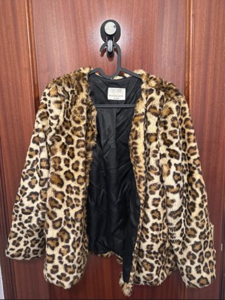 Chaqueta de leopardo ZARA Talla 11-12 .152 cm